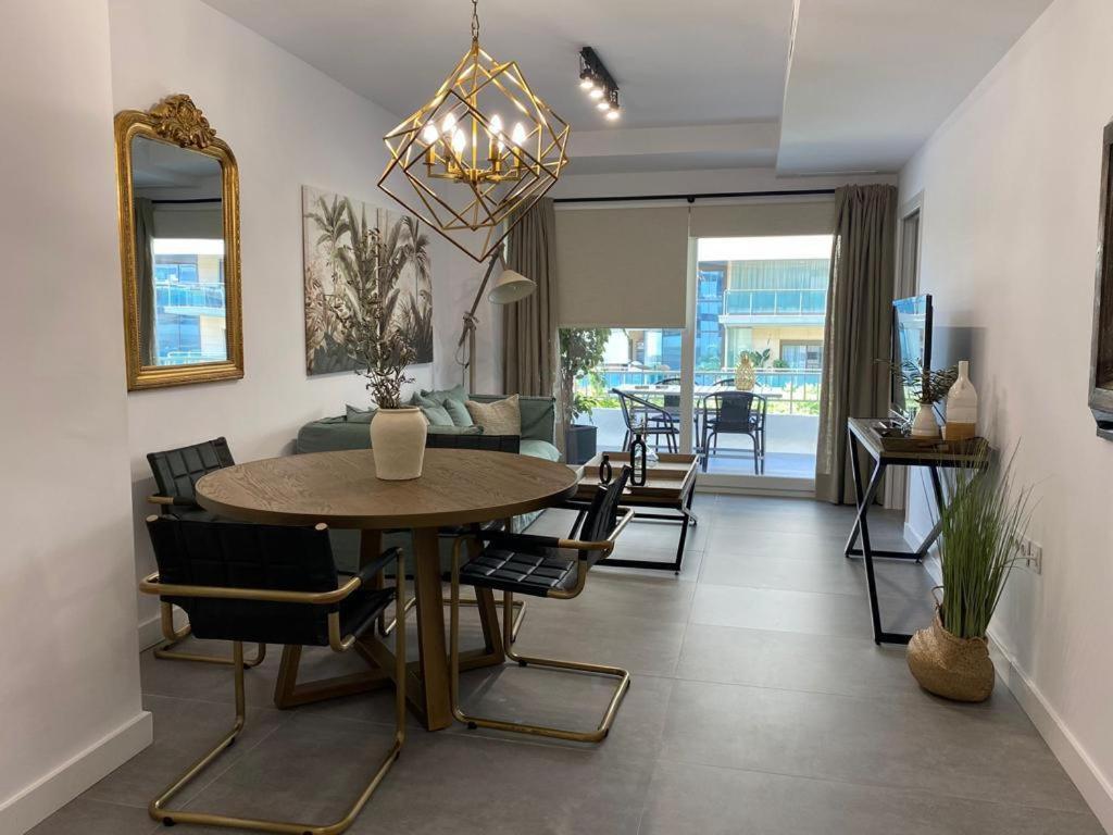 Roy Boston Marbella By Florentia Homes Εξωτερικό φωτογραφία